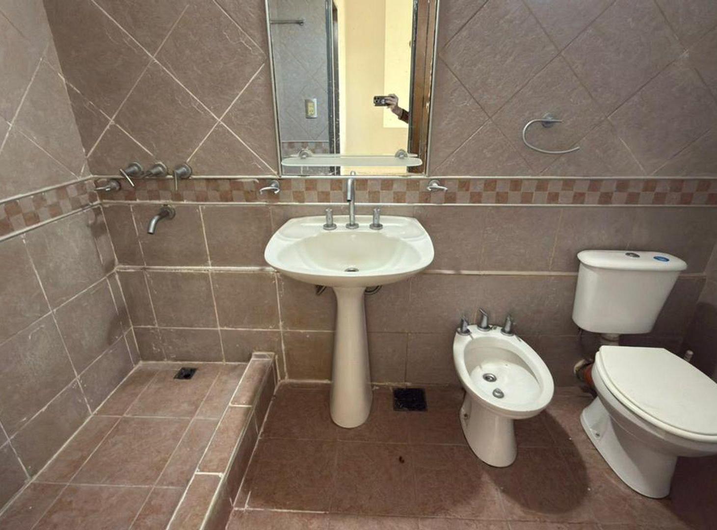Foto de VENTA CASA 4 DORMITORIOS ALTA CORDOBA, imagen 3