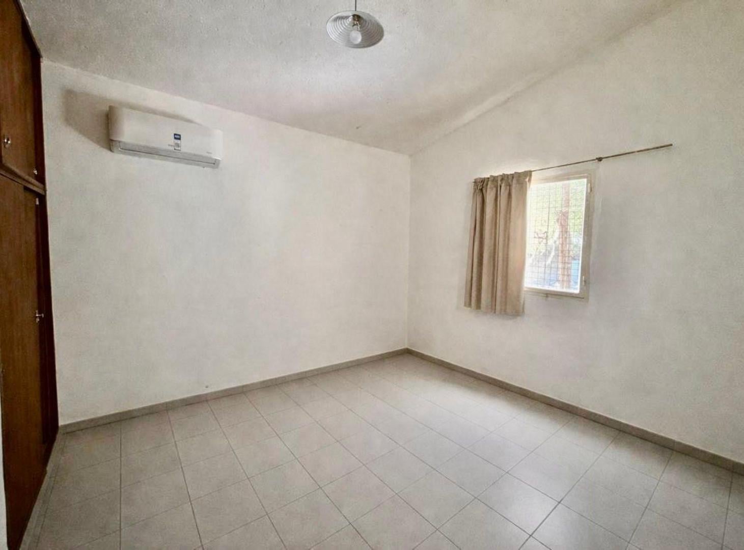 Foto de VENTA 2 CASAS 1 DEPARTAMENTO LA CALERA, imagen 3