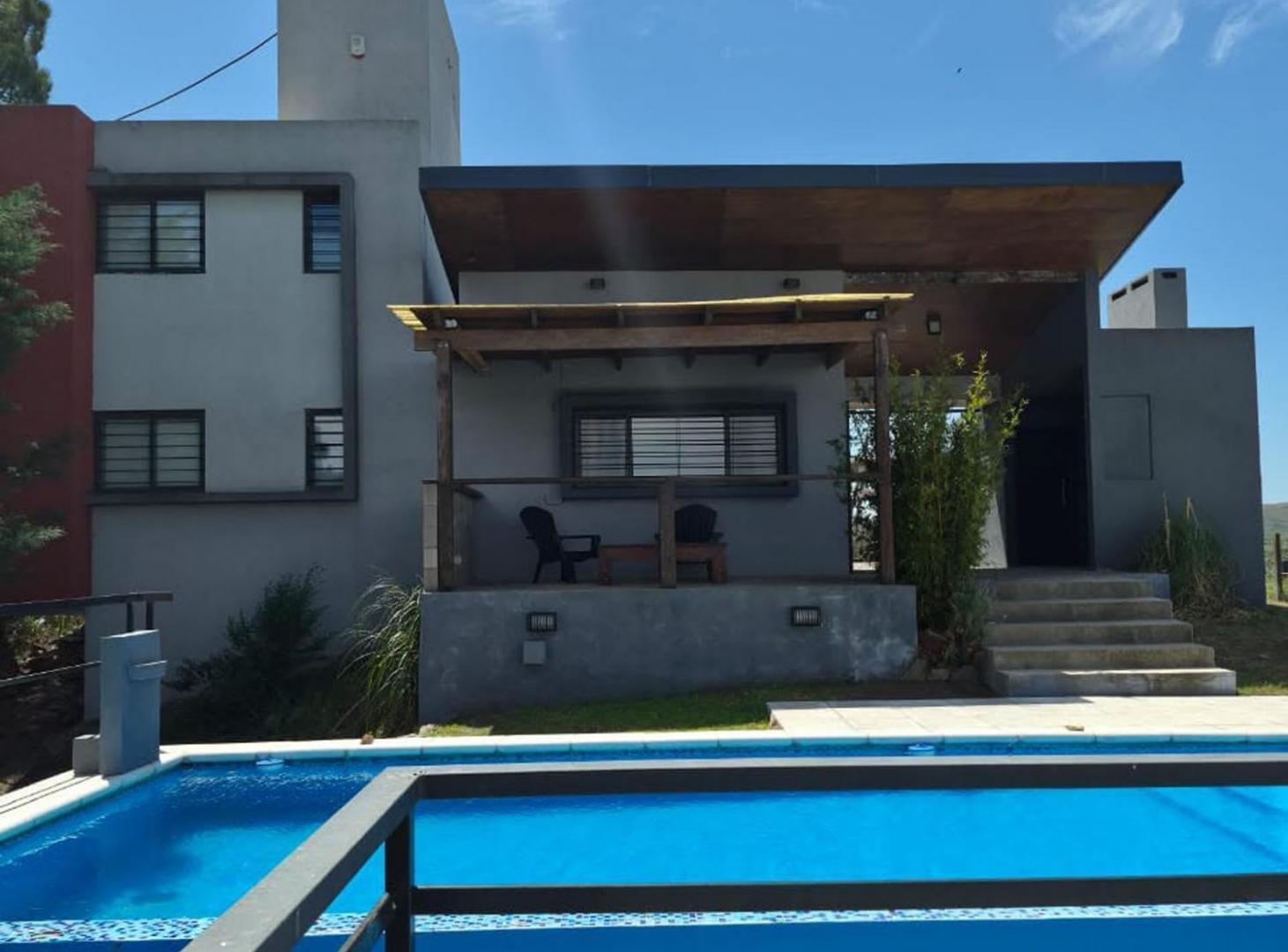 Foto de VENTA CASA 2 DORMITORIOS PILETA POTRERO GARAY CBA, imagen 5