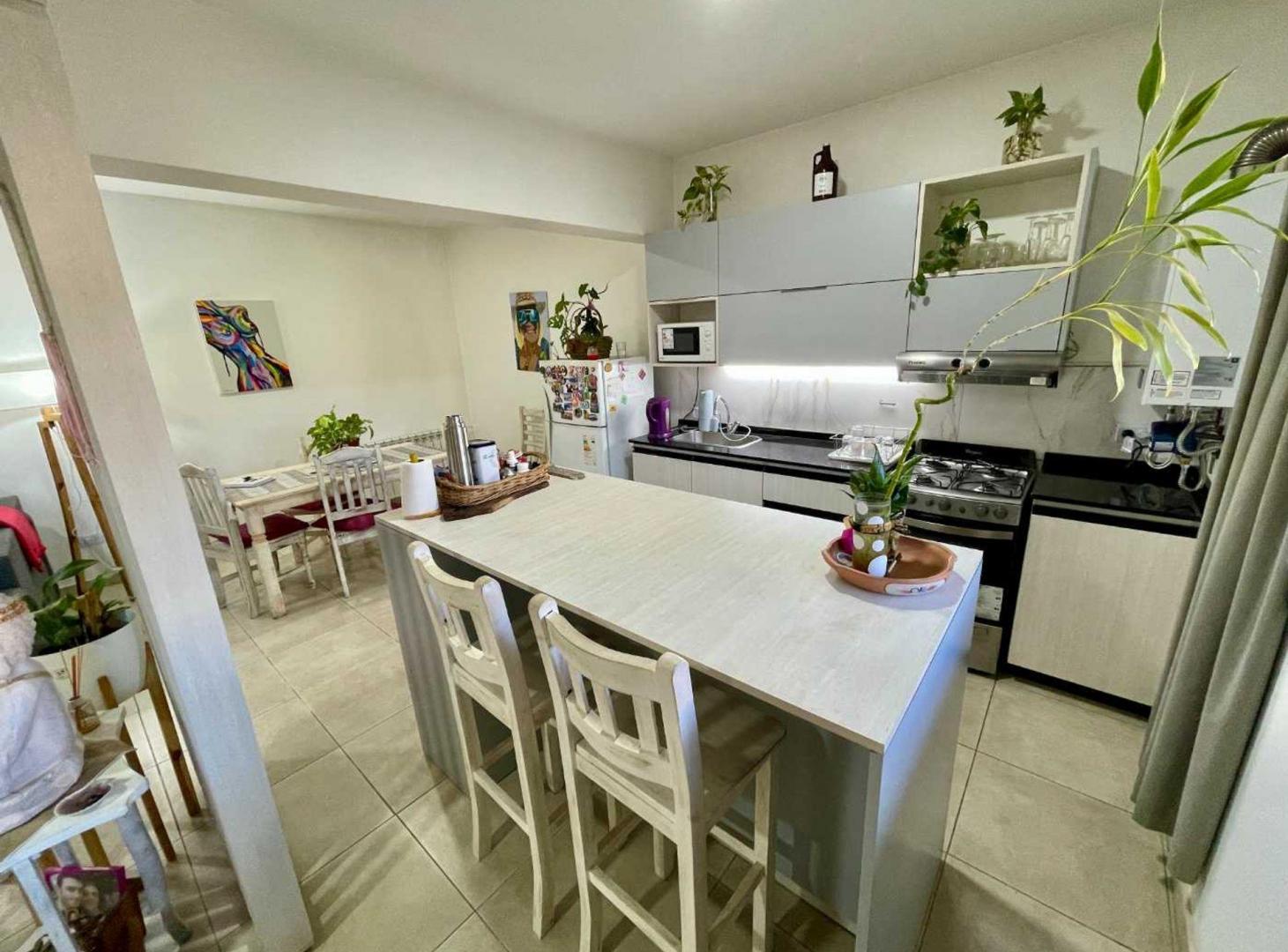 Foto de VENTA DUPLEX VILLA CARLOS PAZ COCHERA AMOBLADO, imagen 1