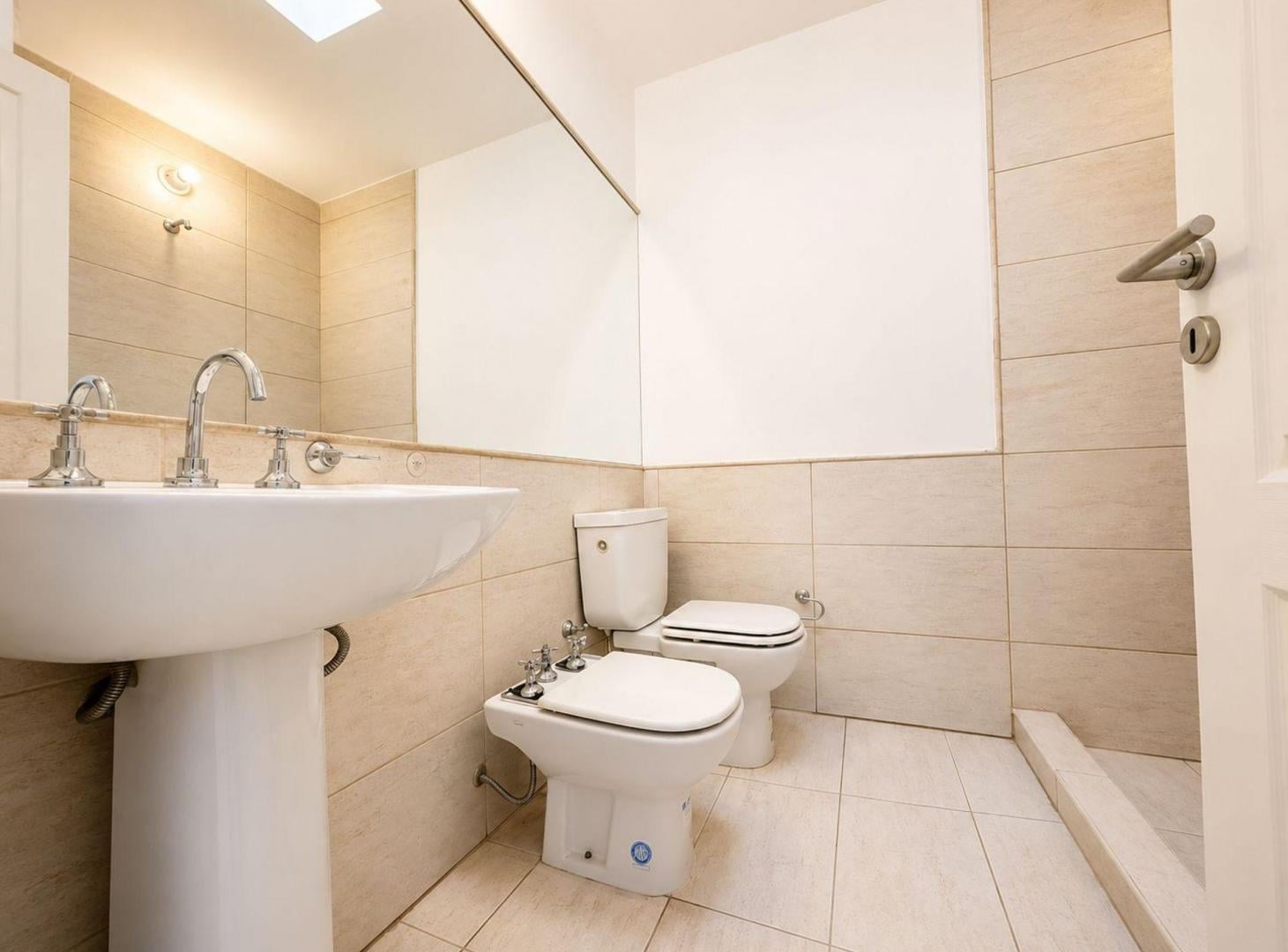 Foto de Venta Casa Housing Solares Arguello con seguridad, imagen 2
