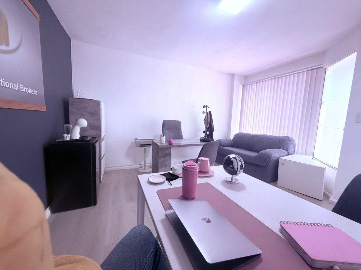 Foto de VENTA LOCAL COMERCIAL GALERIA LUCERNA OPORTUNIDAD, imagen 1