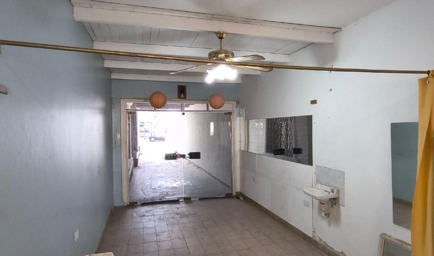 Foto de VENTA CASA 5 DORMITORIOS BARRIO JUNIORS- CORDOBA, imagen 3