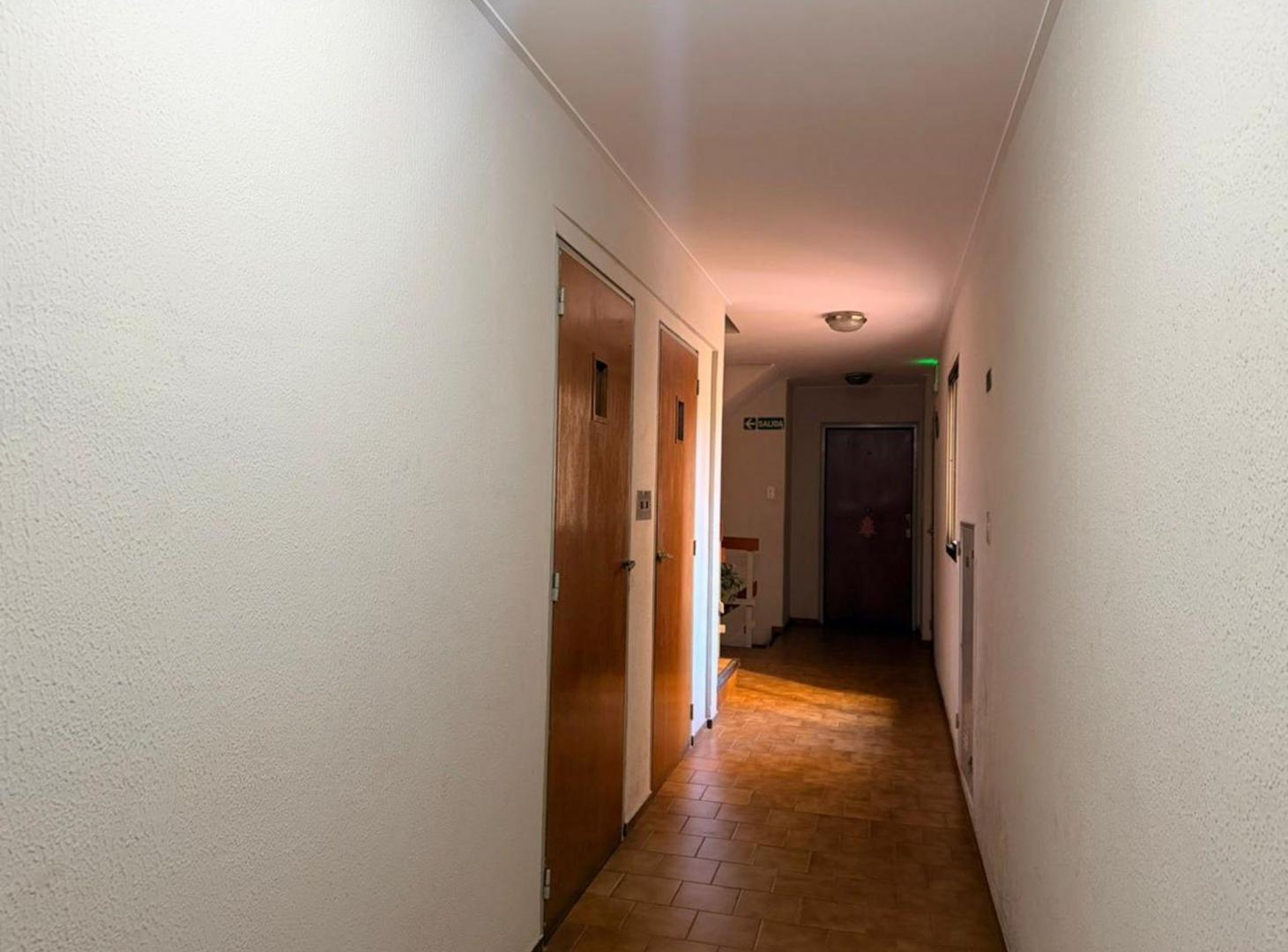 Foto de VENTA DEPTO 2 DORM FRENTE NUEVA CORDOBA, imagen 2
