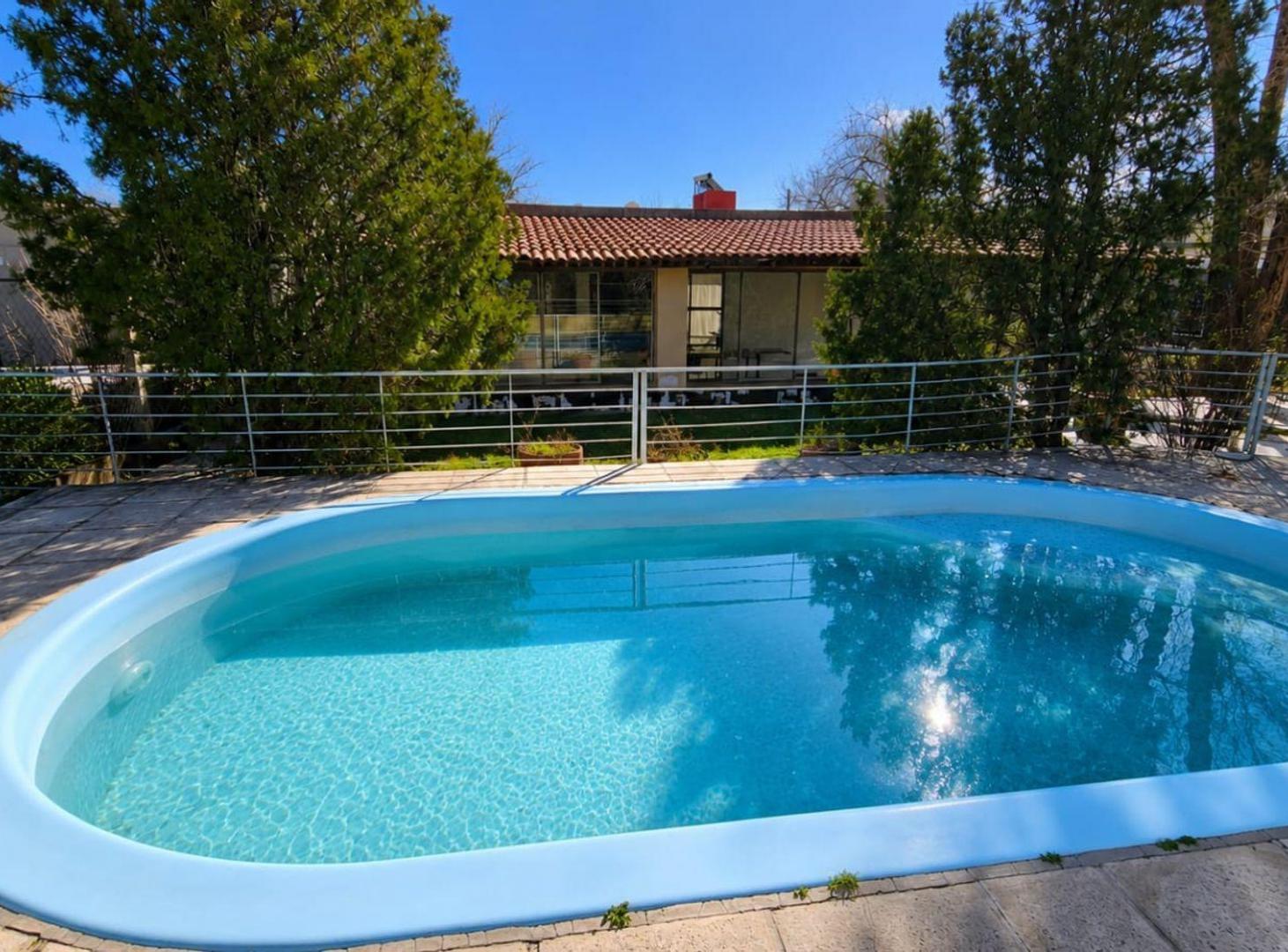 Foto de VENTA CASA 2 DORM CON PILETA EN EL DORADO 1, imagen 3