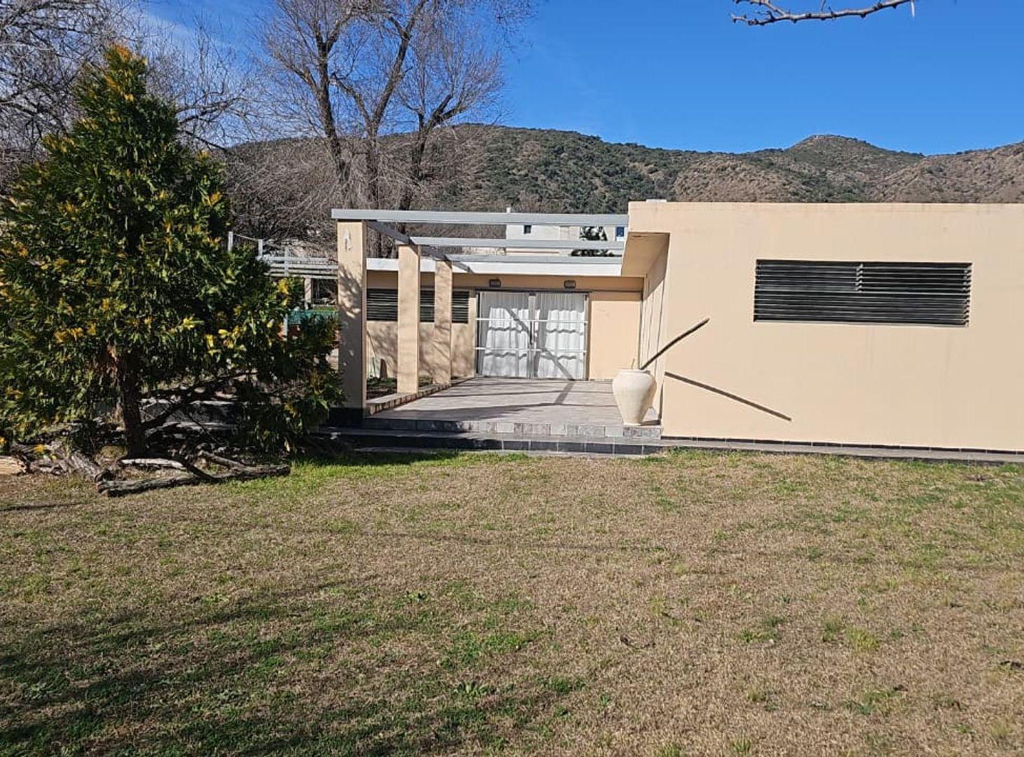 Foto de VENTA CASA 2 DORM CON PILETA EN EL DORADO 1, imagen 5