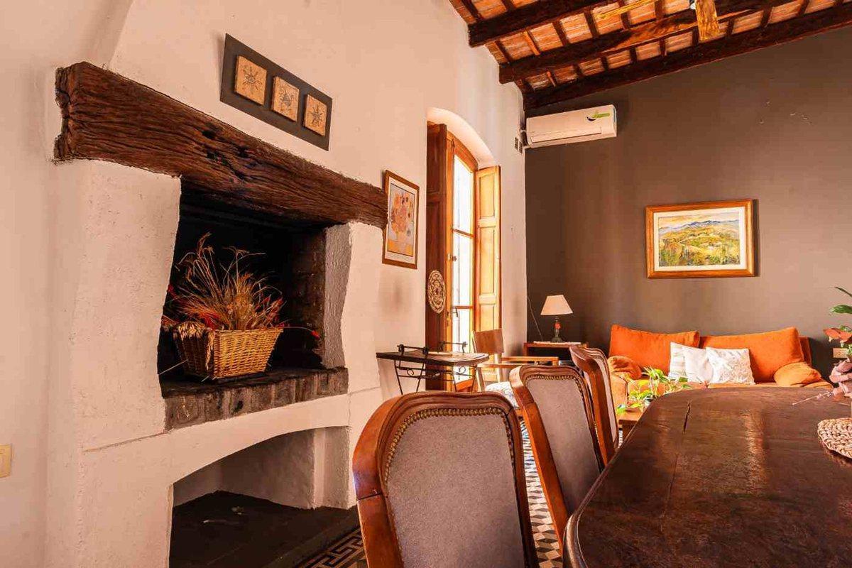 Foto de VENTA CASONA NOGAL HISTÓRICO CON BAJADA AL RIO, imagen 3