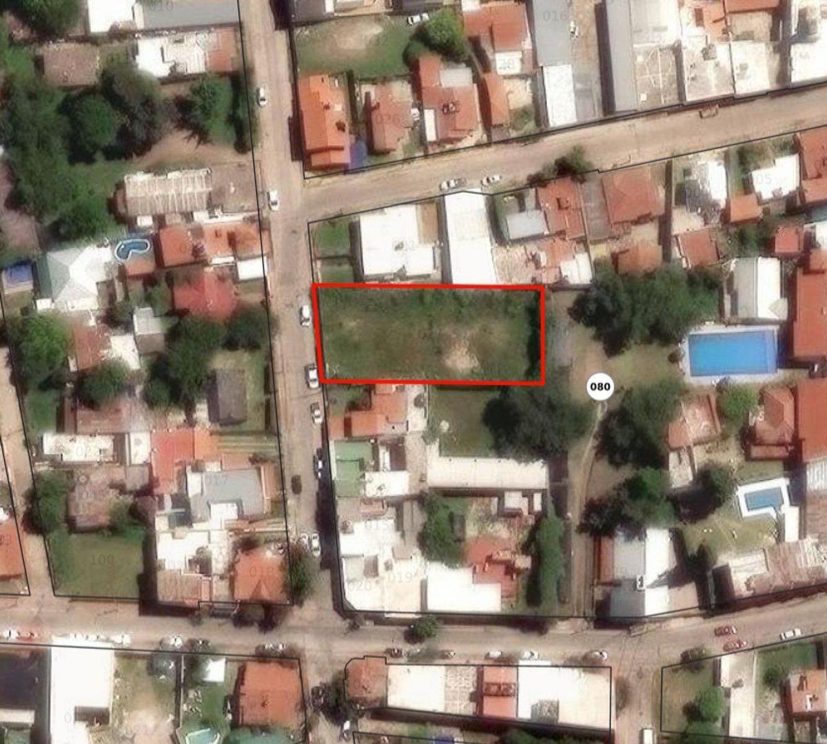 VENTA DE LOTE EN LA FALDA