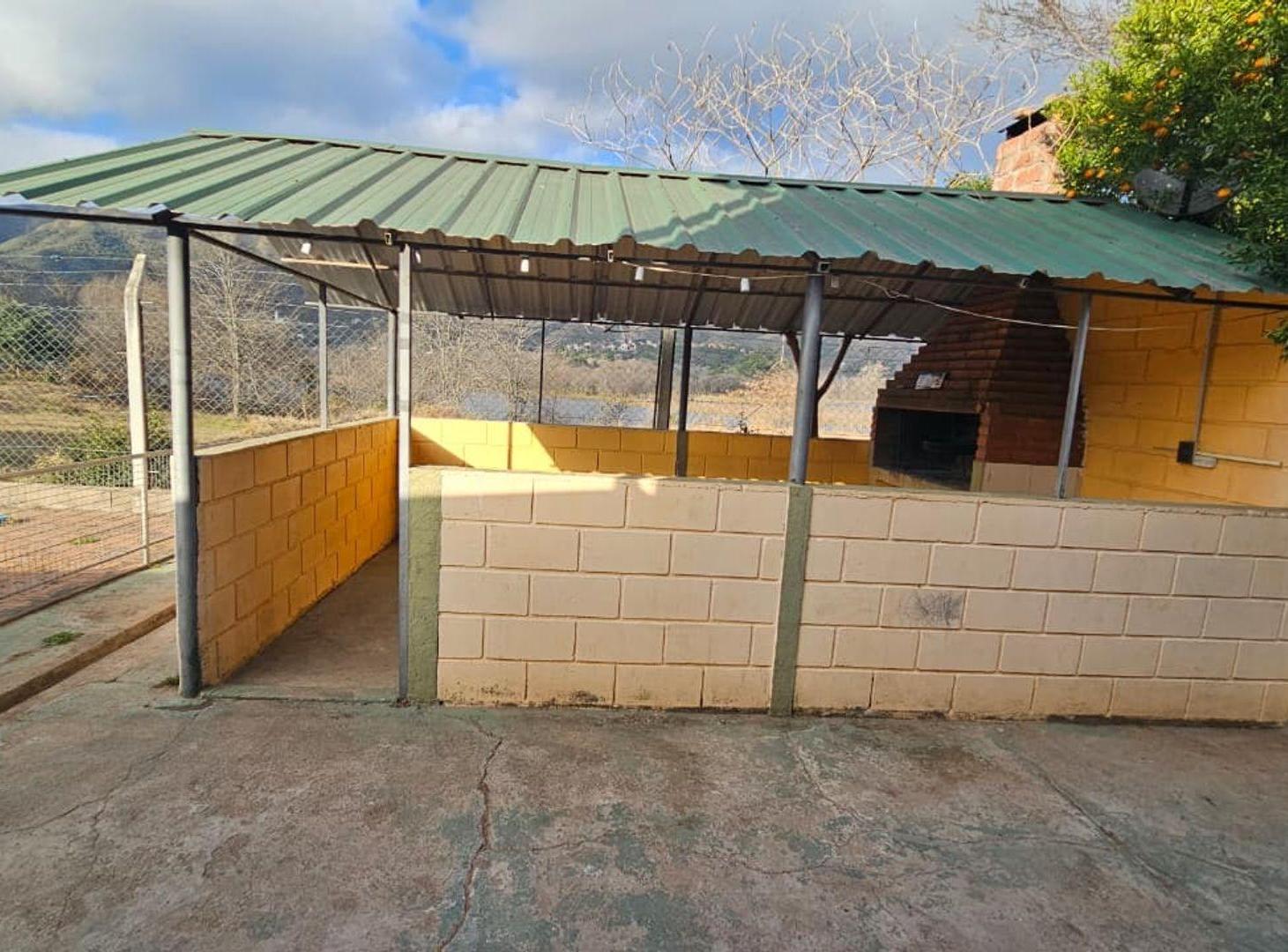 Foto de VENTA 2 DUPLEX CON PILETA FRENTE AL LAGO BIALET M., imagen 5