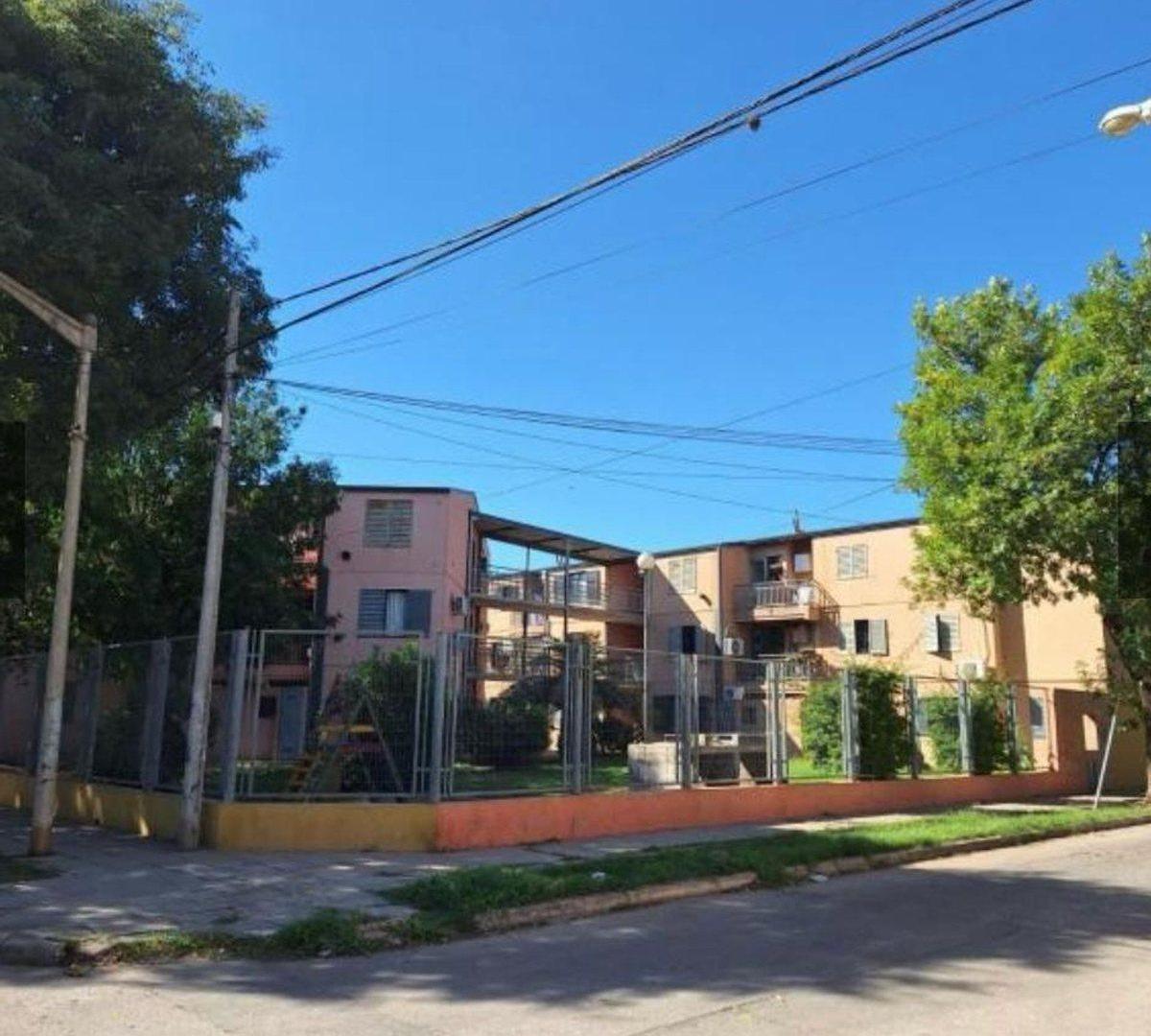 Foto de SE VENDE DPTO 3 DORMITORIOS PB EN ALTA CORDOBA, imagen 2