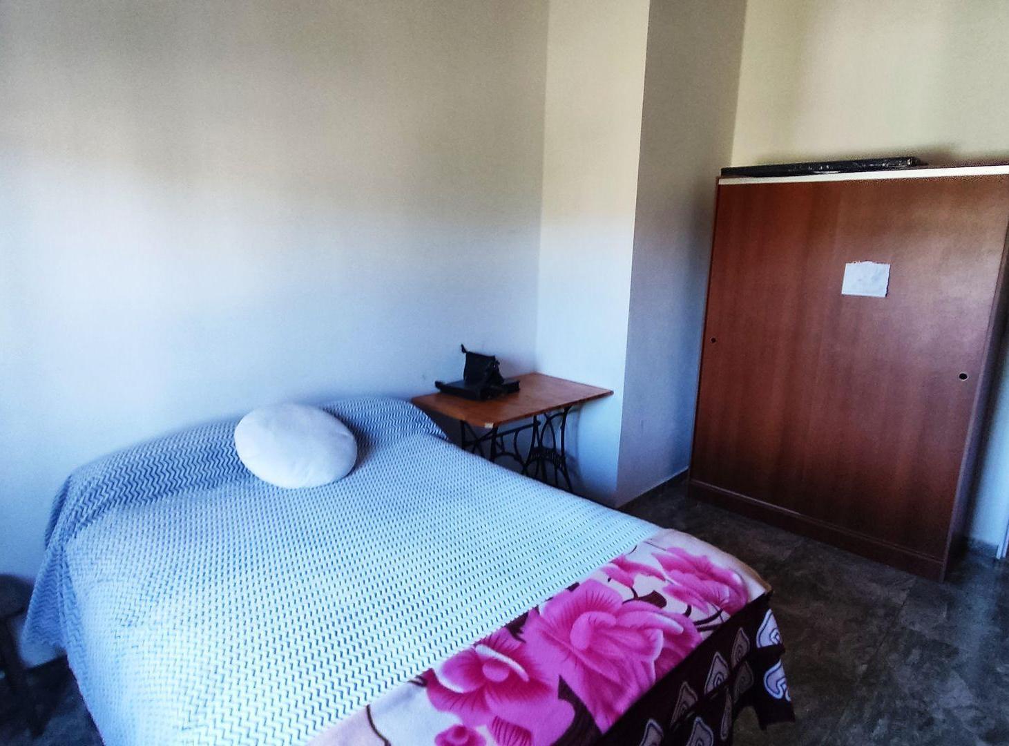 Foto de VENTA CASA 2 DORM PILETA ESCRITURA TANTI, imagen 4