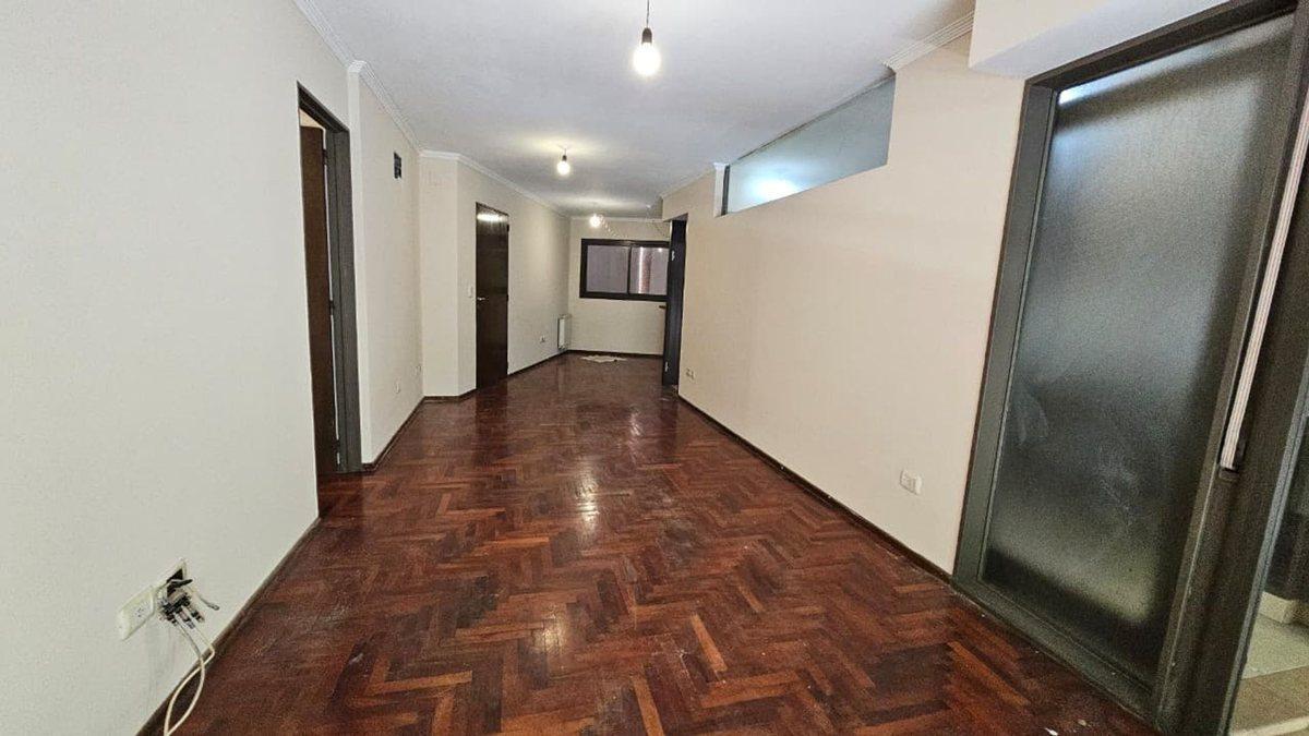 Foto de VENTA DEPTO 2 DORM EN NUEVA CORDOBA CON BALCON, imagen 2