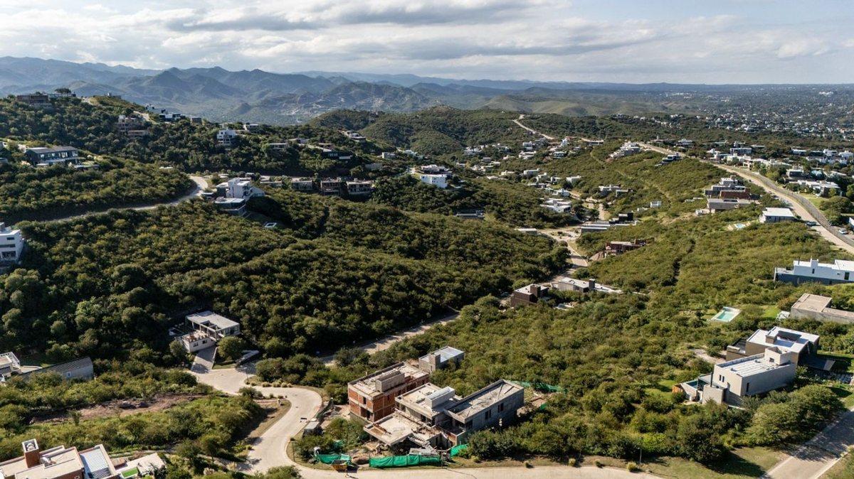 Foto de VENTA TERRENO 1139 M2 EN LA DESEADA PERMUTA, imagen 5