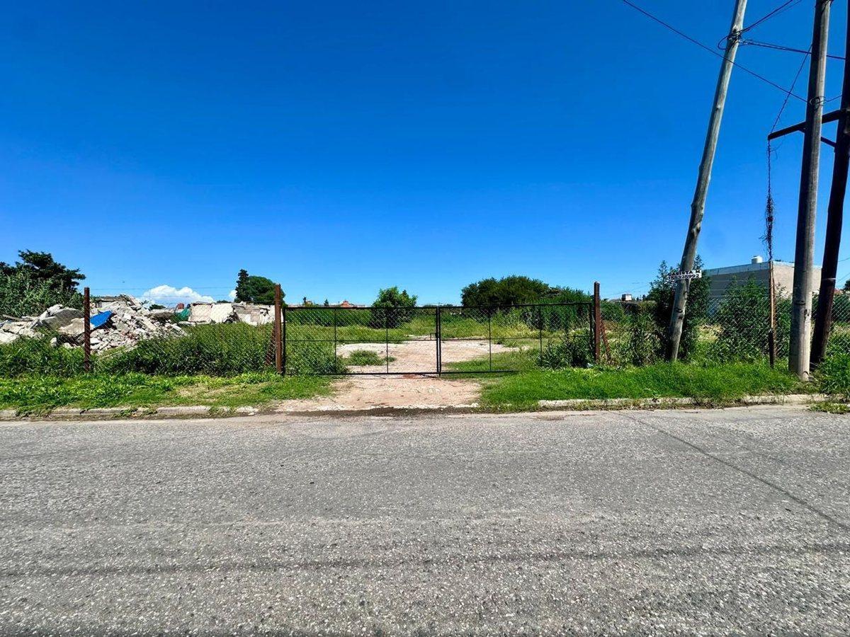 Foto de Venta terreno Yofre Norte Apto Desarrollo 9999m2, imagen 3