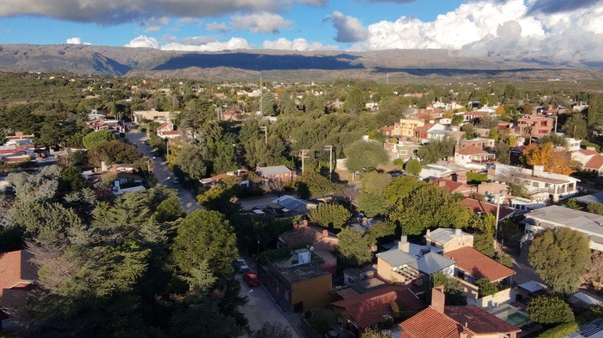 Foto de DOS CASAS CENTRO MINA CLAVERO INVERSION POTENCIAL, imagen 4
