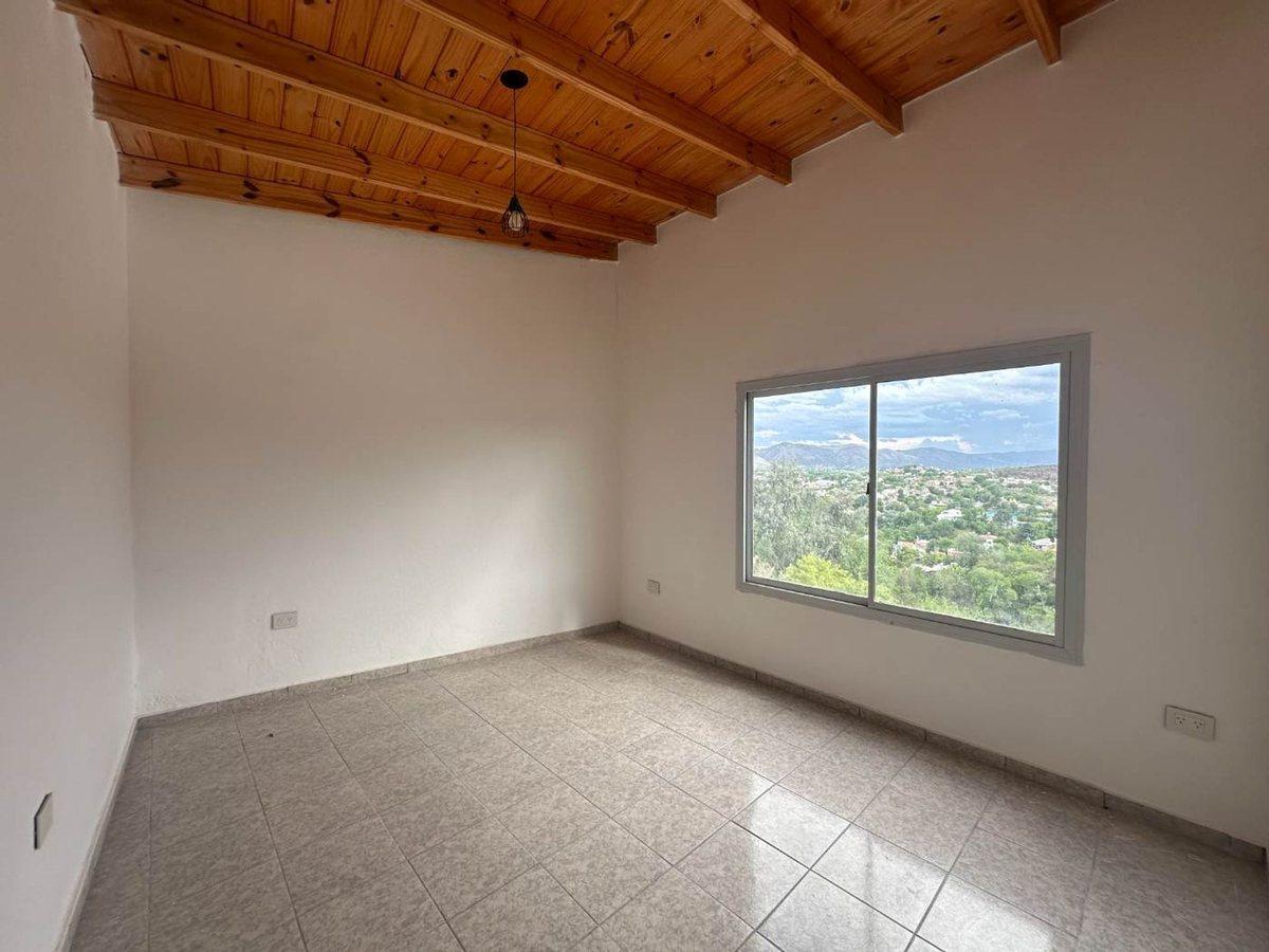 Foto de VENTA COMPLEJO DE 3 DEPTOS 2 DOR CARLOS PAZ CENTRO, imagen 3