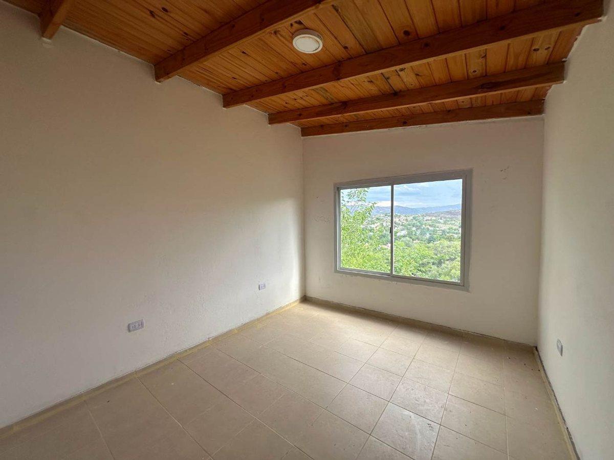 Foto de VENTA COMPLEJO DE 3 DEPTOS 2 DOR CARLOS PAZ CENTRO, imagen 4