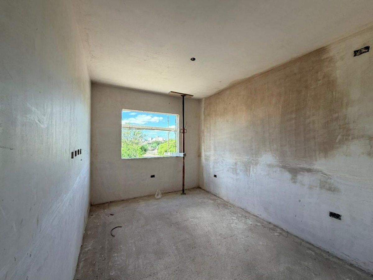 Foto de VENTA DEPTO 2 DORM BALCON FRENTE SAN MARTIN, imagen 5