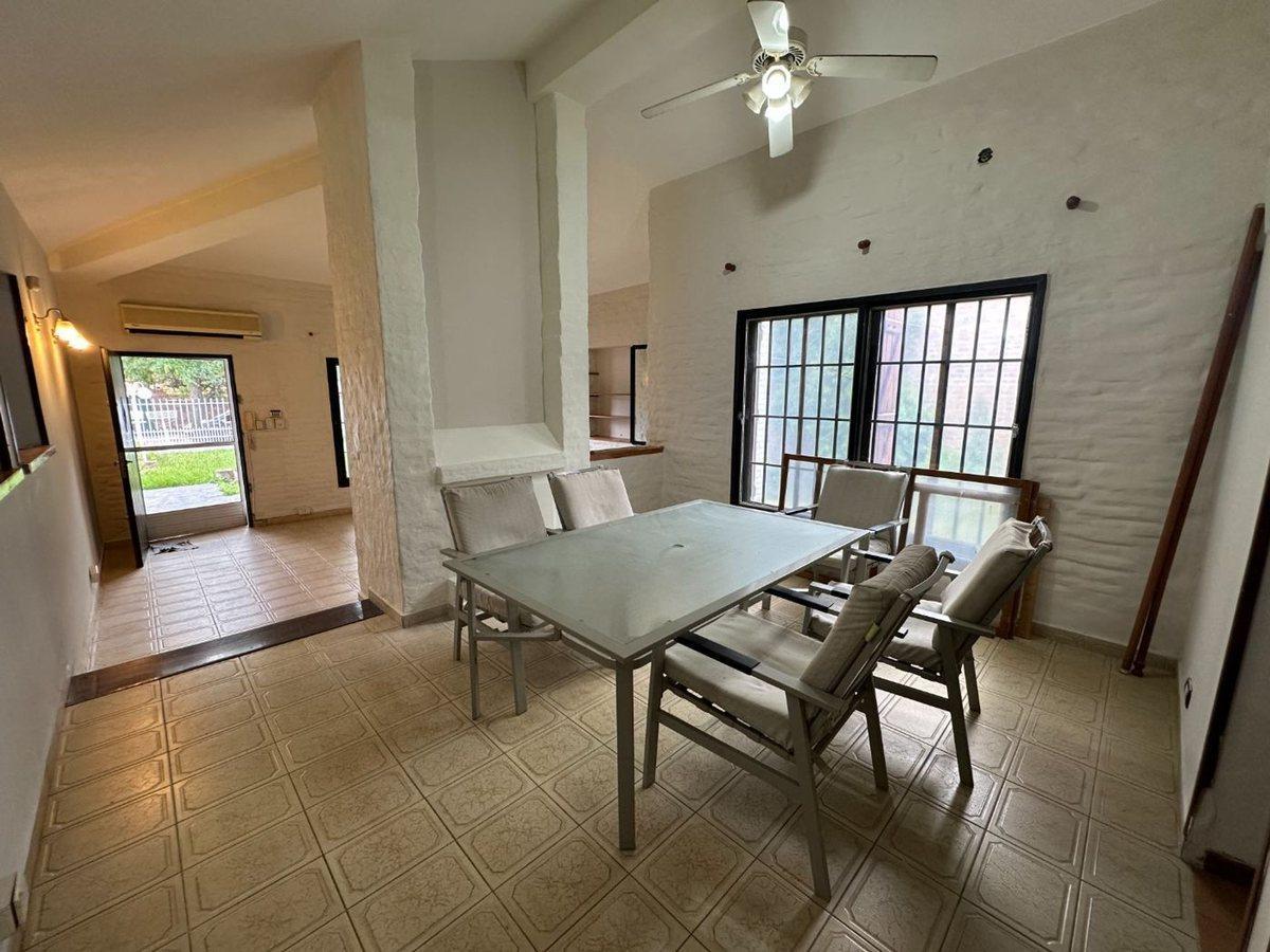 Foto de VENTA CASA MINA CLAVERO 2 DORM CON DPTO, imagen 1