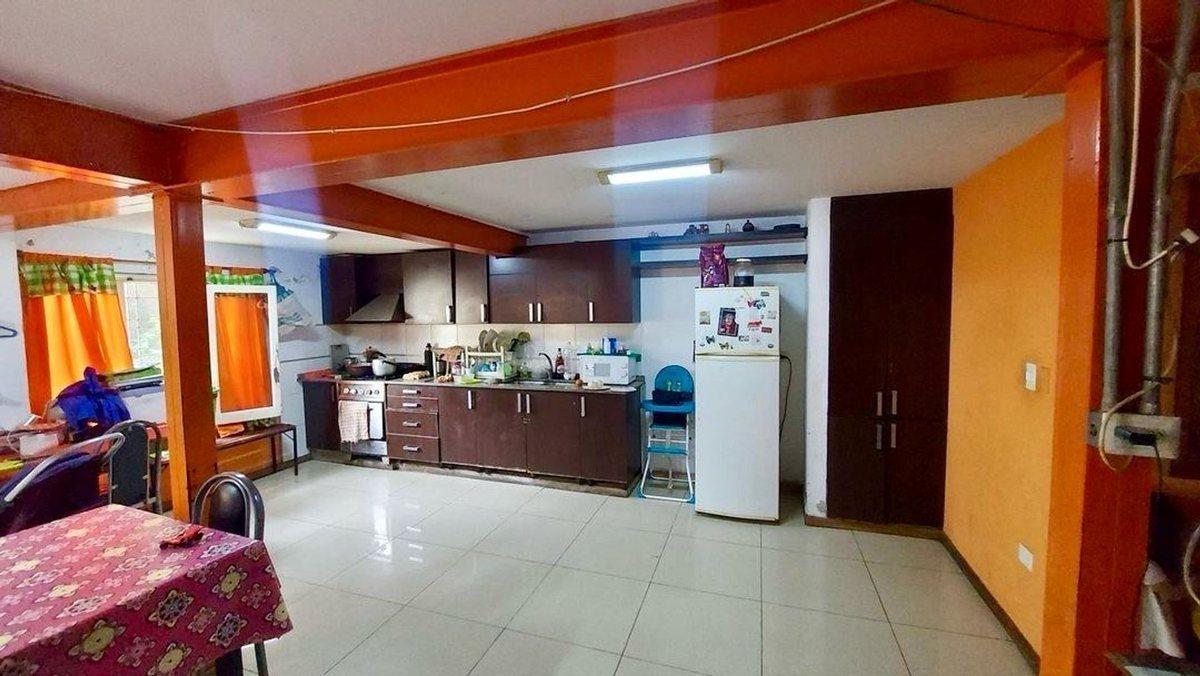 Foto de Venta casa 5 dormitorios Los Naranjos, imagen 2