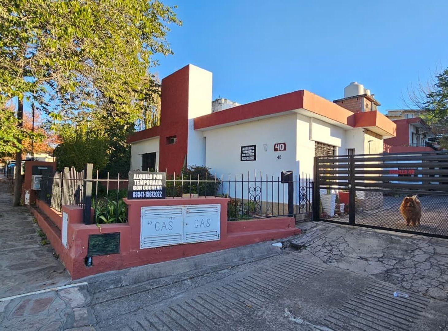Foto de VENTA COMPLEJO 4 DEPTOS EN VILLA CARLOS PAZ, imagen 2