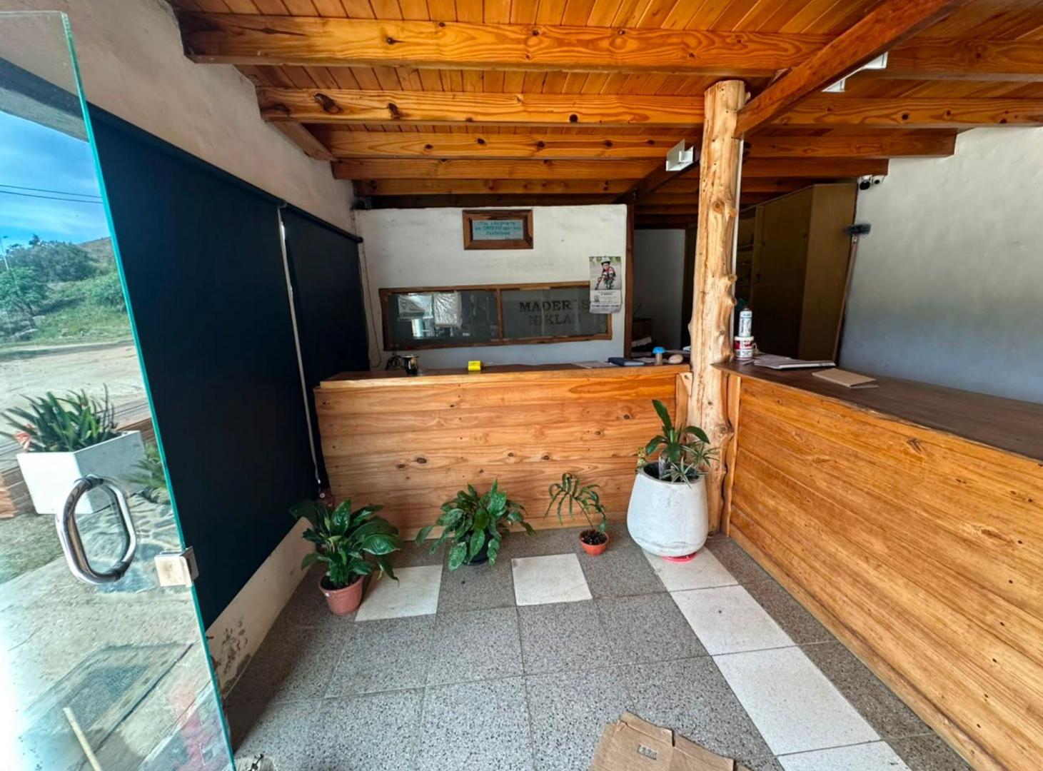 Foto de Venta Local+2 Galpones Viviendas en V. C. América, imagen 1