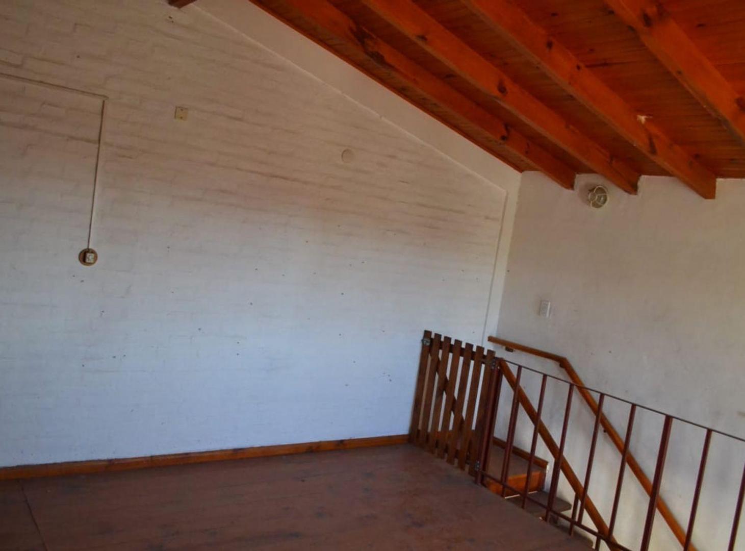 Foto de VENTA DE CASA EN CAPILLA DEL MONTE CON ESPACIO MUL, imagen 3
