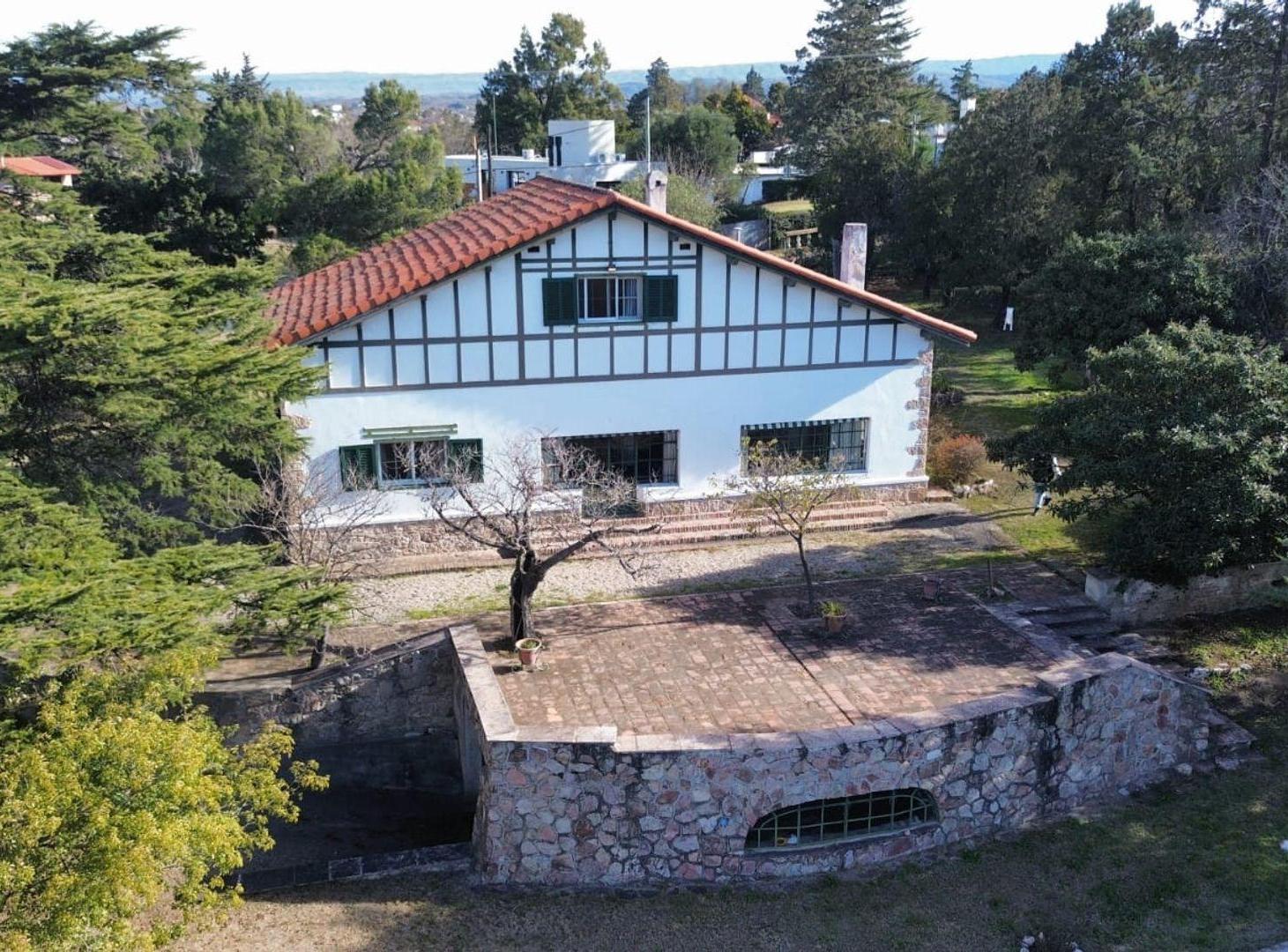 Foto de VENTA CASA EN CARLOS PAZ AMPLIO TERRENO 9.284 M2, imagen 1