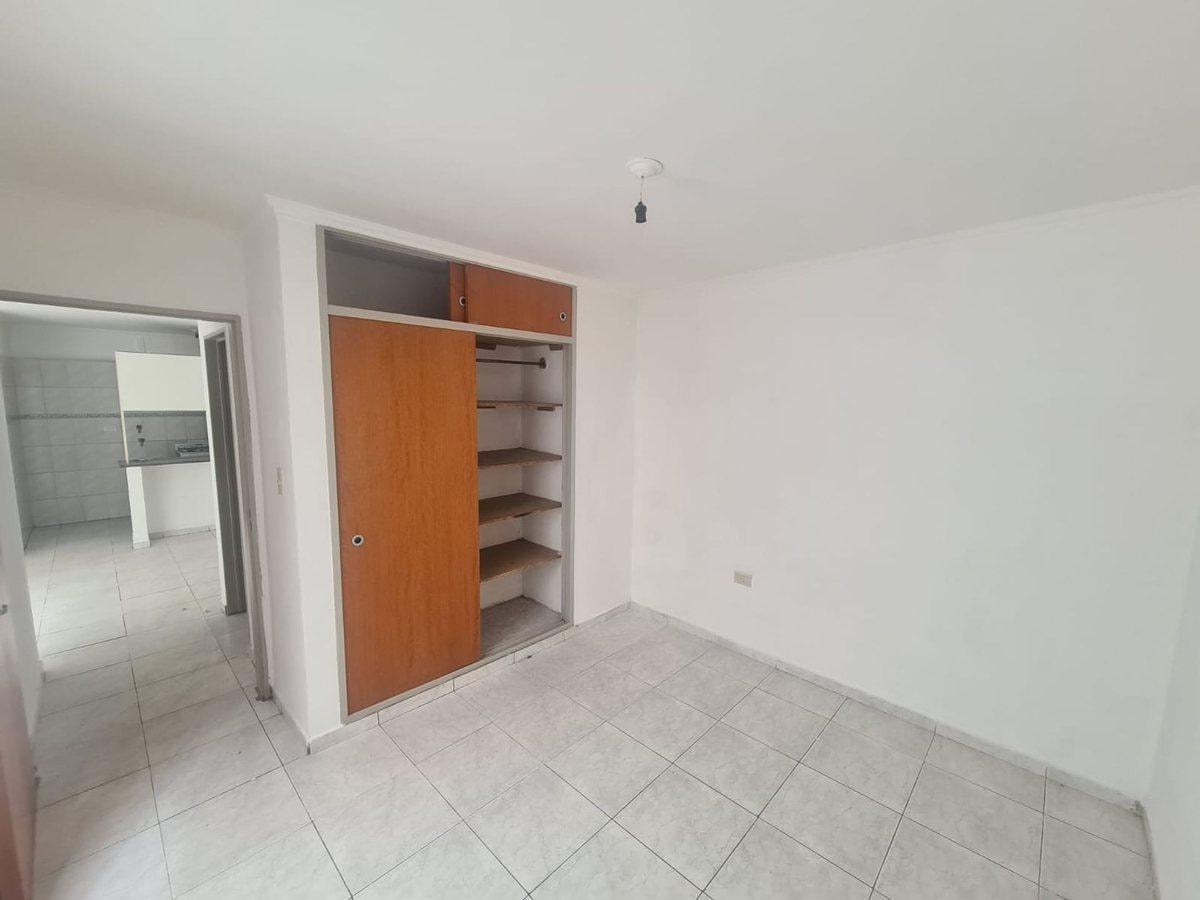 Foto de VENTA DPTO 2 DORM SAN MARTIN PROX Av CASTRO BARROS, imagen 2