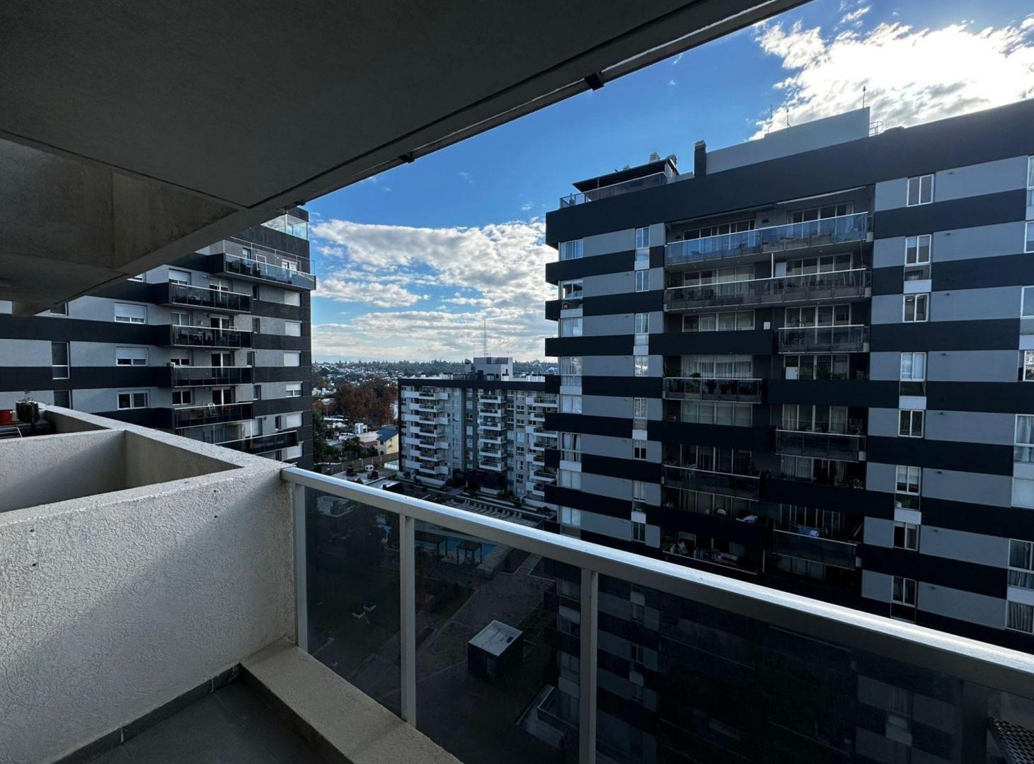 Foto de Alquiler Opera luxury depto 1 dormi con cochera, imagen 4