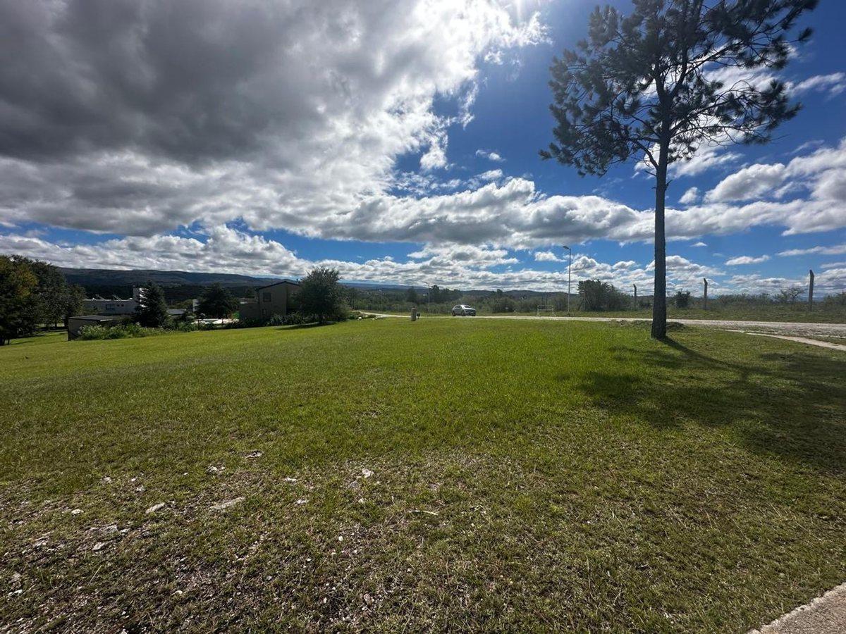 Foto de Venta Carlos Paz Golf Country Club lote 1260m2, imagen 4