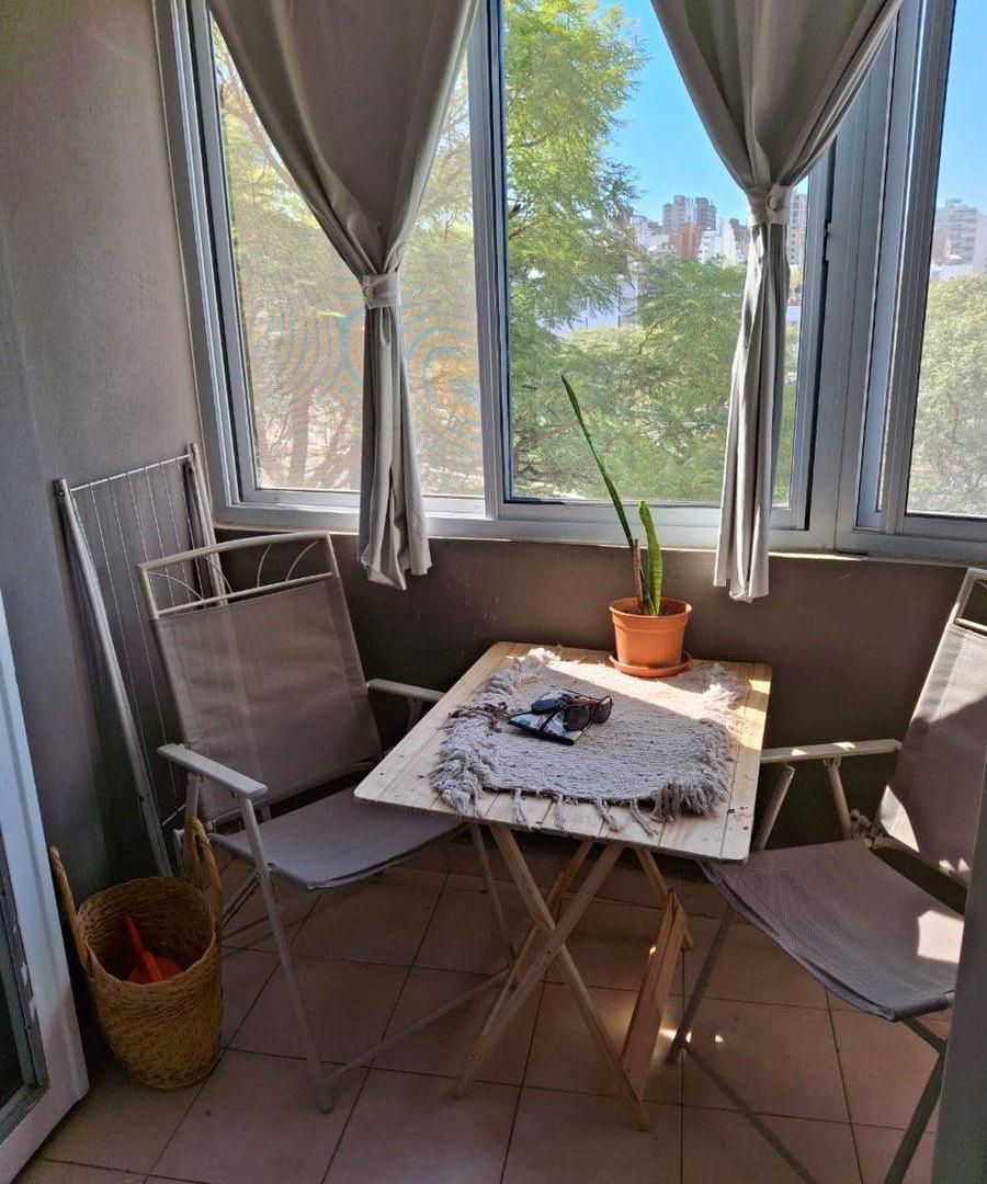 Foto de VENTA DPTO. 2 DORM MAS ESCRITORIO B° GUEMES CBA, imagen 1