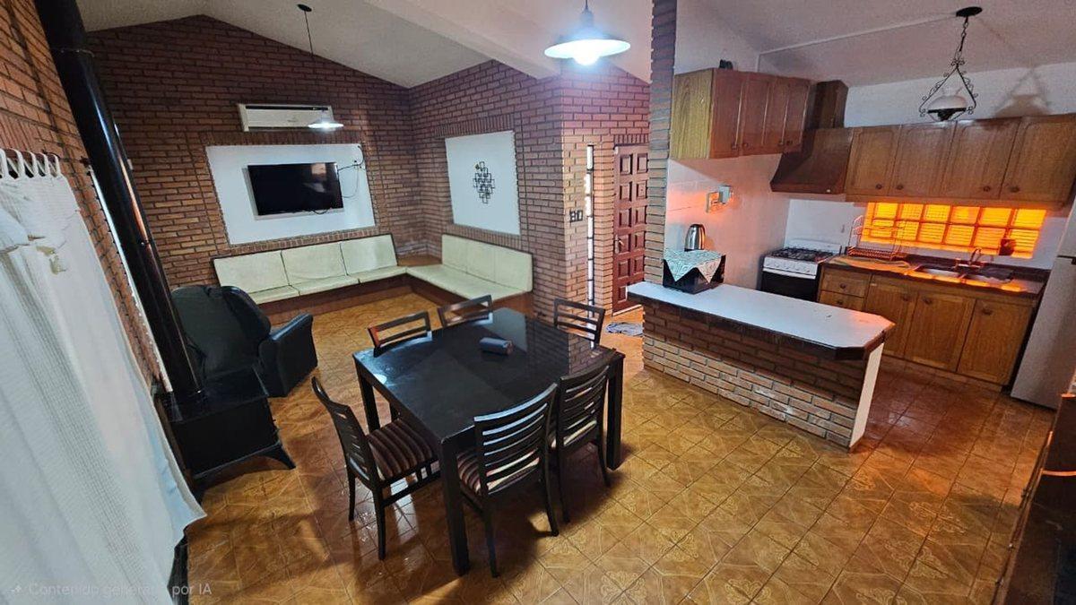 Foto de VENTA CASA 3 DORM CON PILETA VILLA CARLOS PAZ, imagen 4