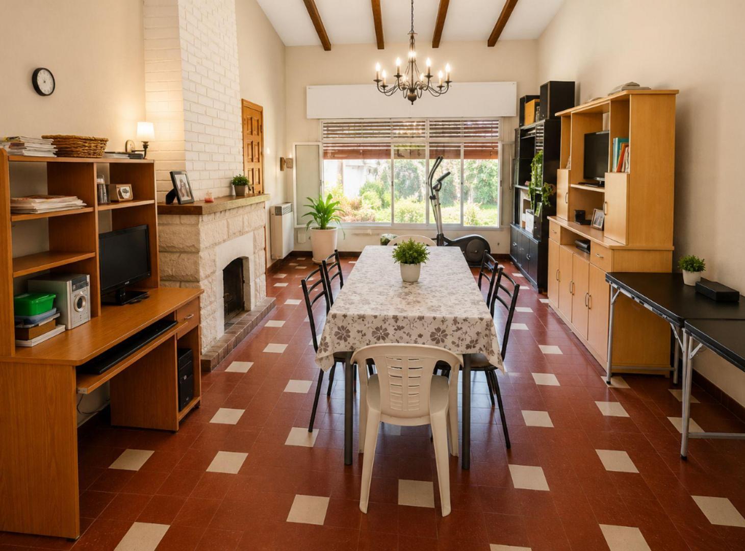 Foto de VENTA CASA 3 DORM GRANJA DE FUNES APTO CREDITO, imagen 3