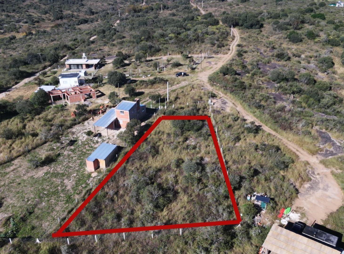 Foto de VENTA LOTE TANTI 1178 M2 ALAMBRADO VISTA PANORAM., imagen 1