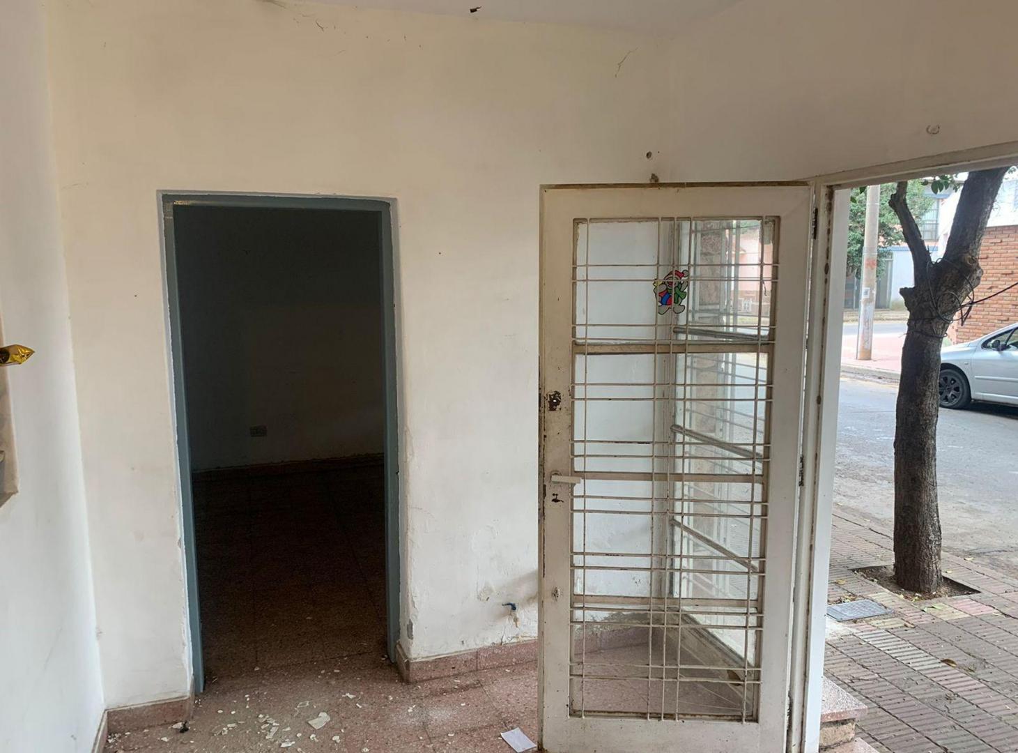 Foto de CASA EN VENTA A REFACCIONAR EN CORDOBA, imagen 1