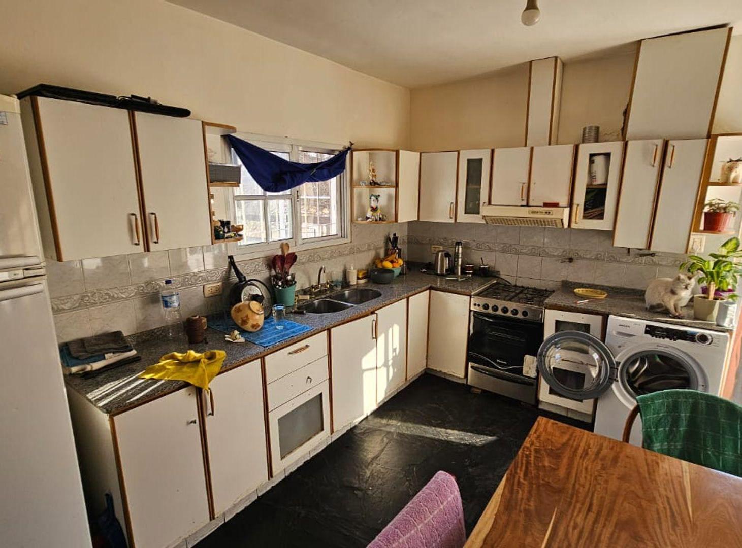 Foto de VENTA CASA MAS DEPARTAMENTO EN TANTI IDEAL RENTA, imagen 5