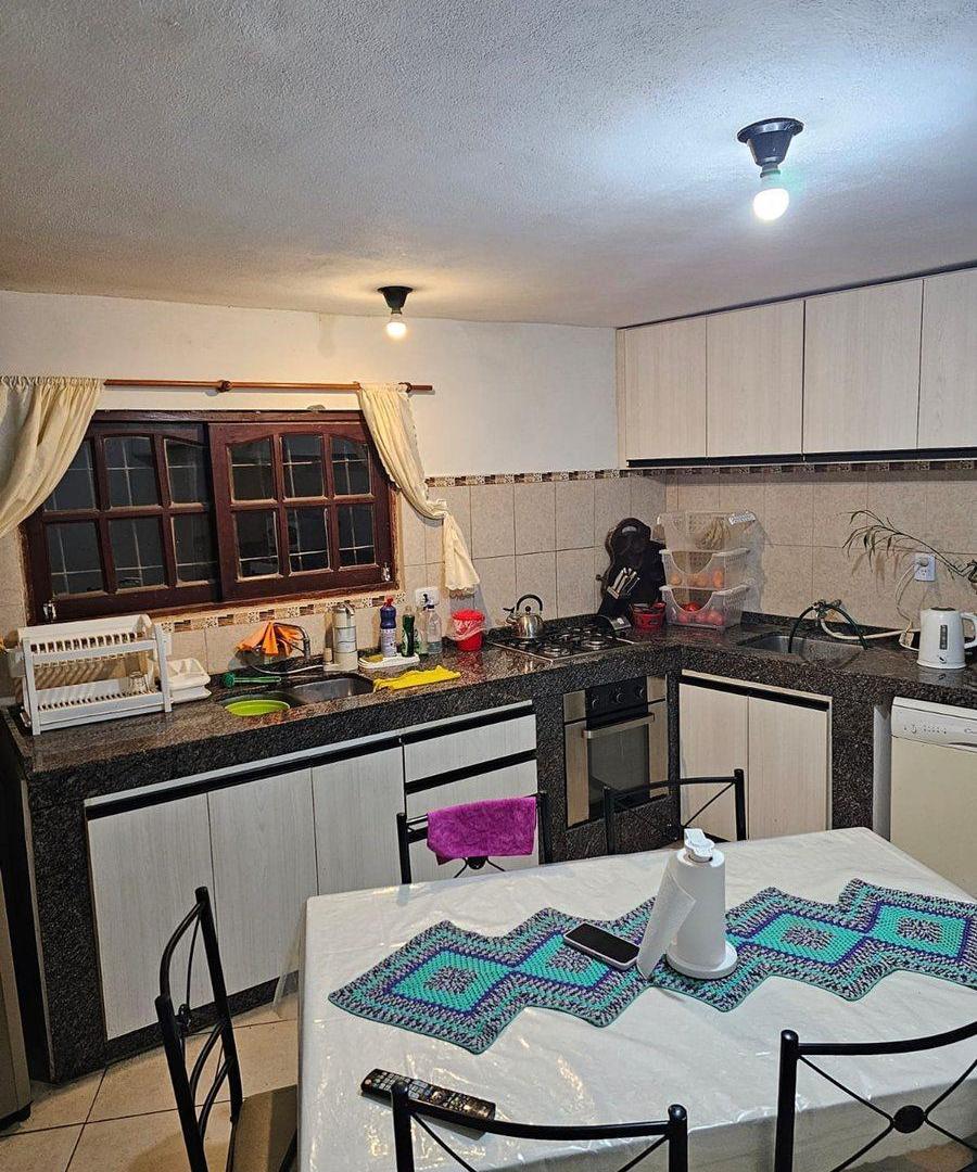 Foto de VENTA CASA 3 DORM QCHO BARRIO ÑU PORA RIO CEBALLOS, imagen 3