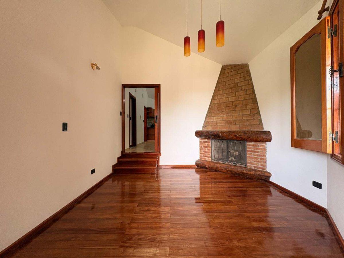 Foto de CASA 3 DORM CON PILETA C/GAS VILLA CARLOS PAZ, imagen 5