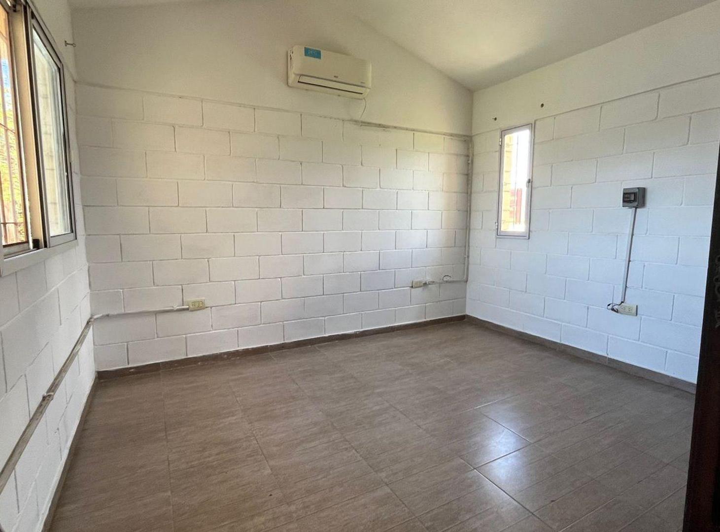 Foto de VENTA CASA 3 DORM VISTA A SIERRAS HUERTA GRANDE, imagen 3