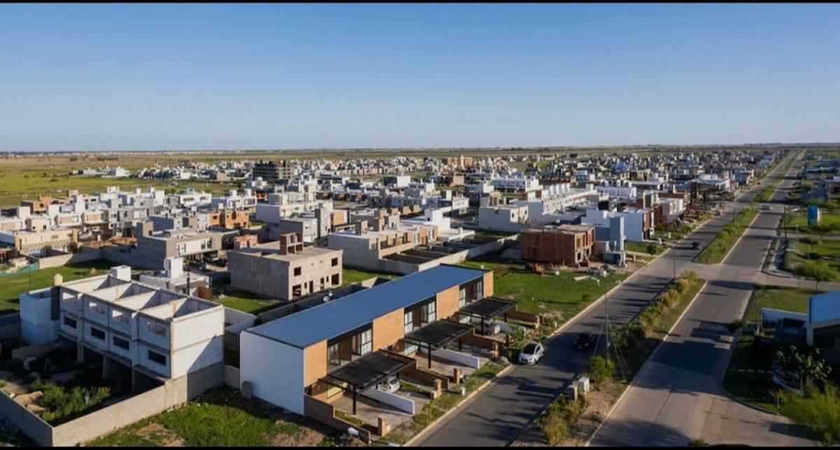 Foto de BAJO EL PRECIO, TERRENO EN DOCTA PARQUE, imagen 2