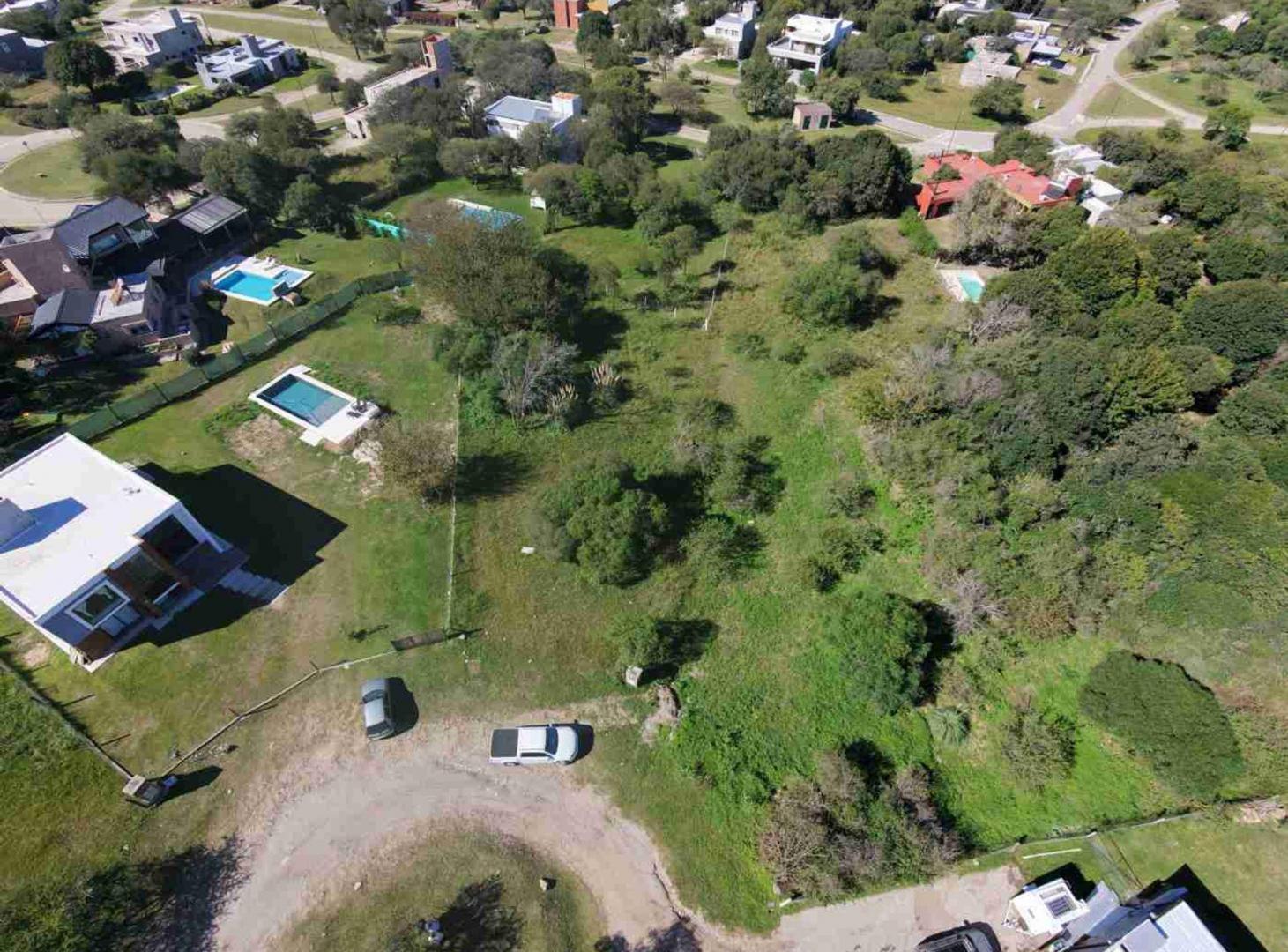 Foto de VENTA LOTE TIERRALTA 1543M2 ZONA CONSOLIDADA, imagen 1
