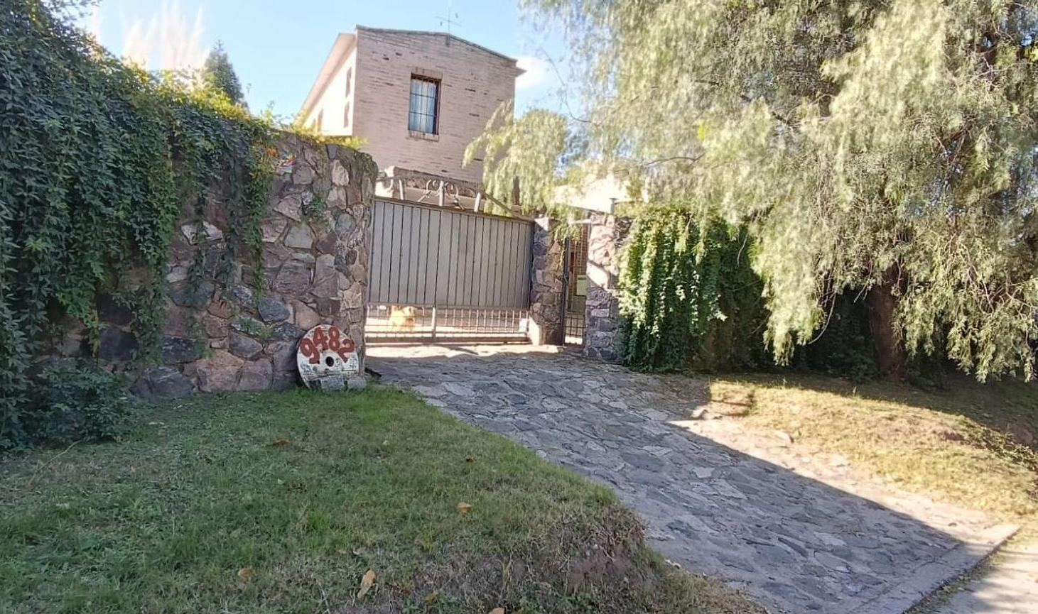 Foto de VENDE CASA 3 DORMITORIOS RIVERA INDARTE, imagen 1