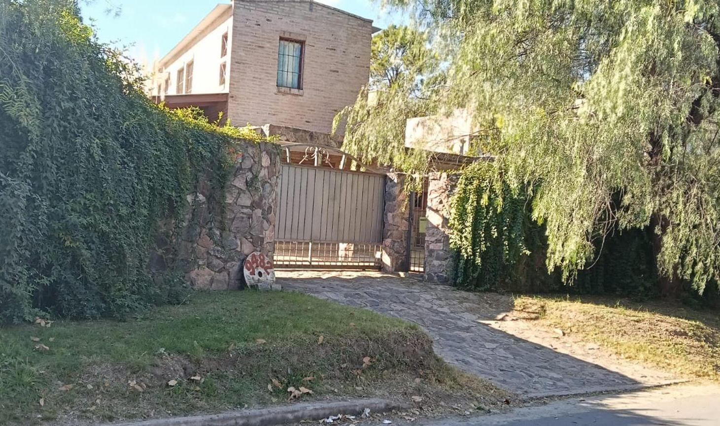 Foto de VENDE CASA 3 DORMITORIOS RIVERA INDARTE, imagen 3