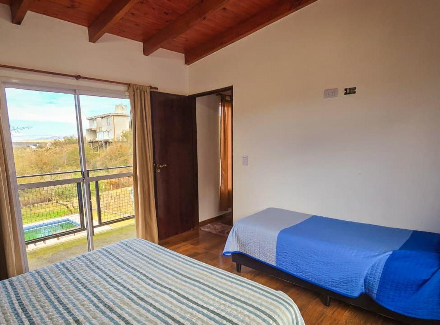 Foto de VENTA CASA 2 DORMITORIOS ESTANCIA VIEJA 2 PLANTAS, imagen 3