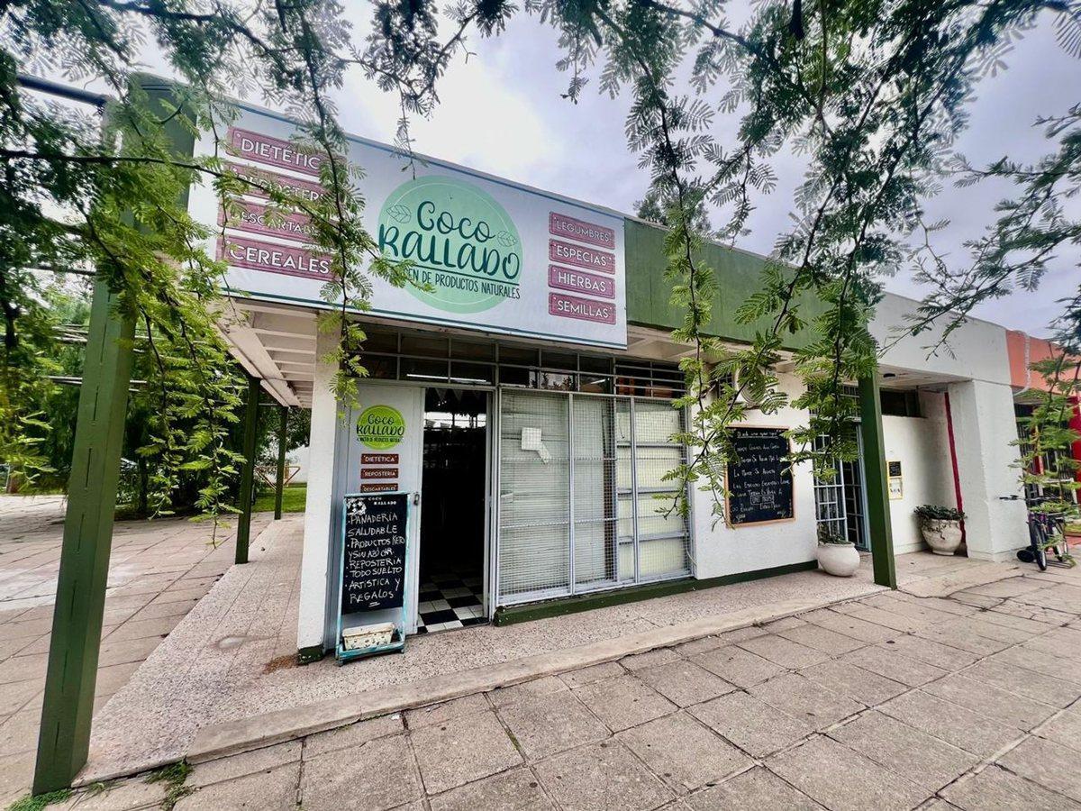 Foto de ALQUILER LOCAL COMERCIAL CHATEAU CARRERAS, imagen 3