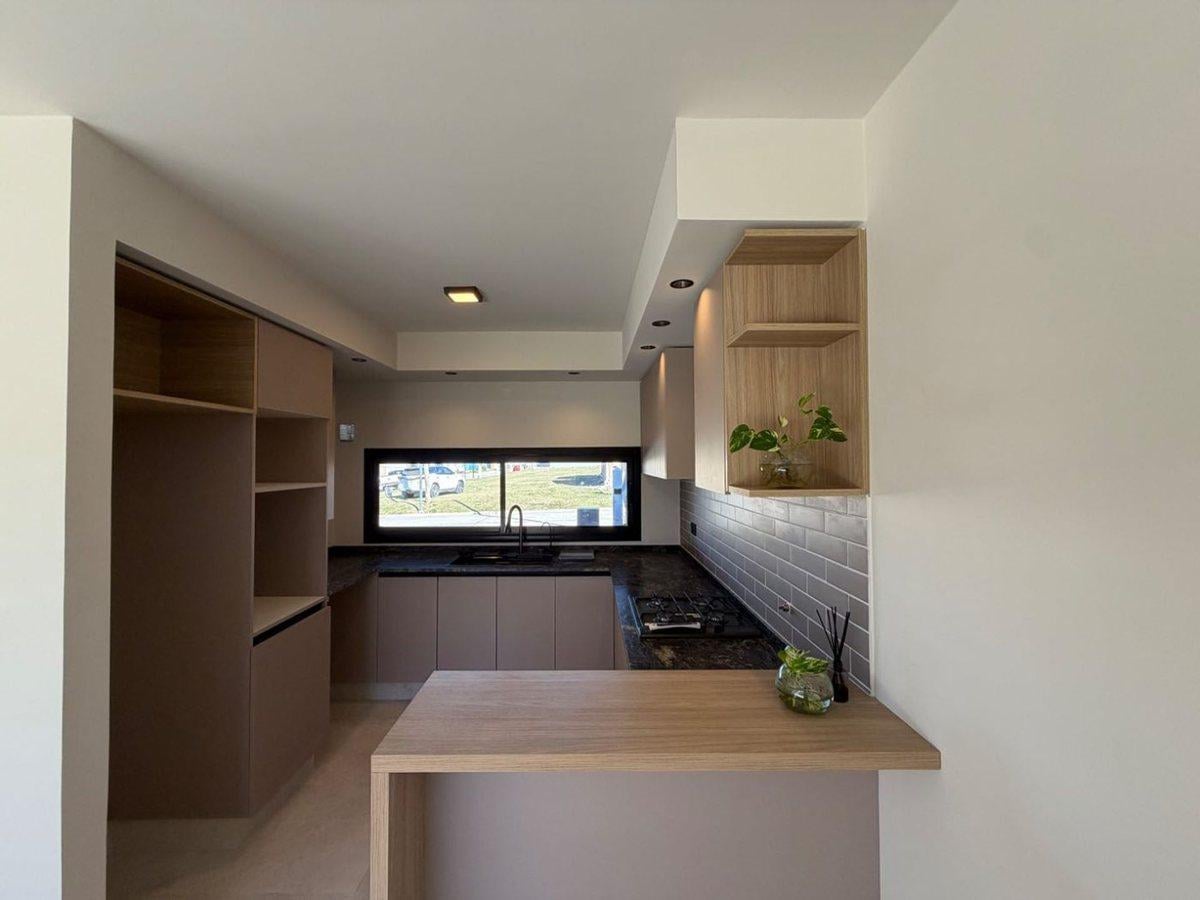 Foto de VENTA DUPLEX 3 DORM A ESTRENAR DOCTA URBANIZACION, imagen 2