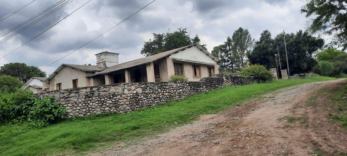 Foto de VENTA CASONA A RECIC PILETA LOTE 5500 M2 LA GRANJA, imagen 1