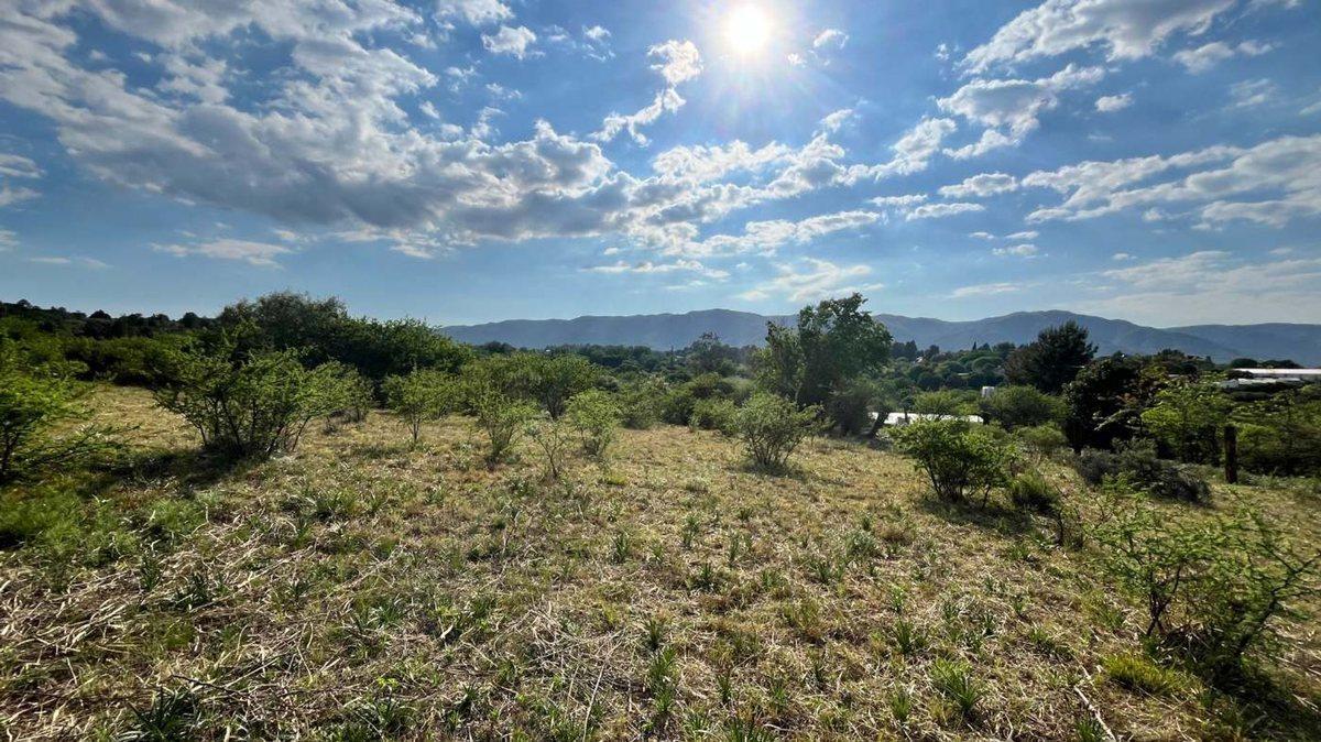 Foto de VENTA TERRENO 951 M2 HUERTA GRANDE CON VISTA, imagen 3
