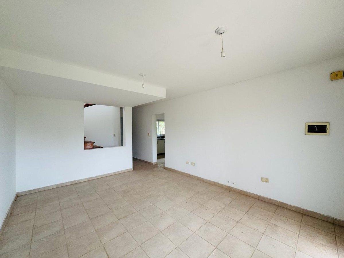 Foto de VENTA DUPLEX VILLA ALLENDE 3 Dorm Cochera Patio, imagen 5